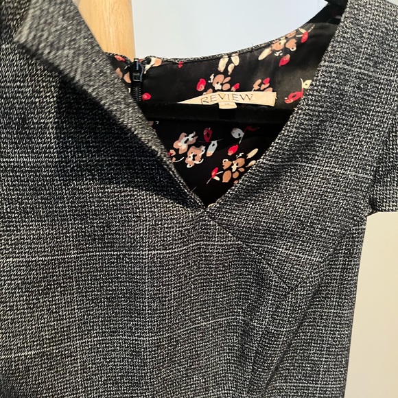 Review Dress / Size 10 - Picture 5 of 14